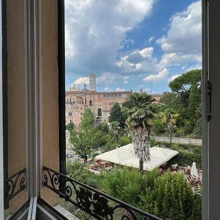 Appartamento A Due Passi Dal Duomo سيينا المظهر الخارجي الصورة